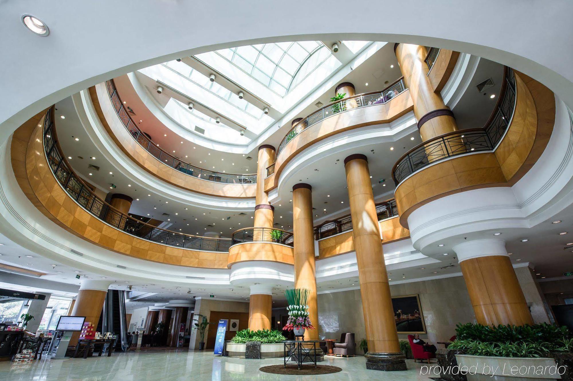 Holiday Inn Downtown Shanghai Exteriör bild